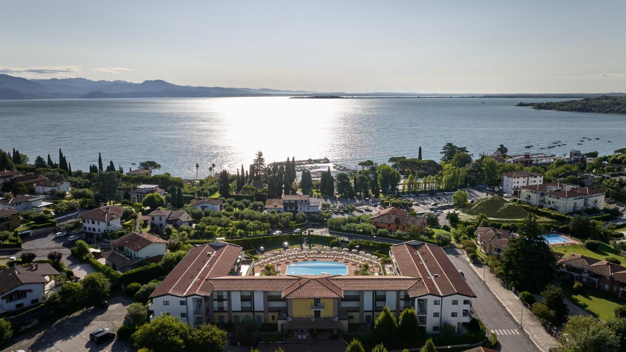 Le Terrazze Sul Lago Hotel & Residence Padenghe sul Garda Eksteriør bilde